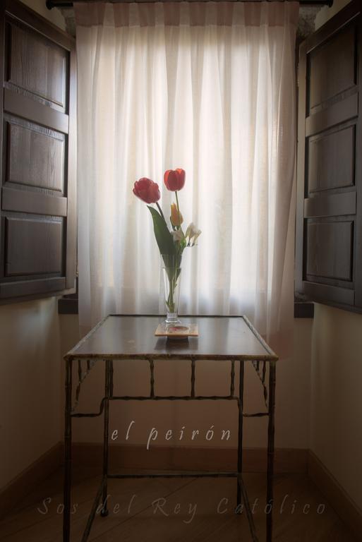 El Peiron Hotel Sos del Rey Católico Екстериор снимка