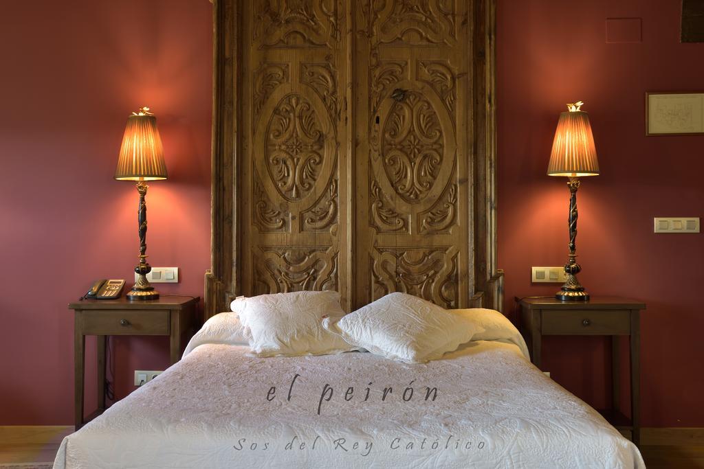 El Peiron Hotel Sos del Rey Católico Екстериор снимка