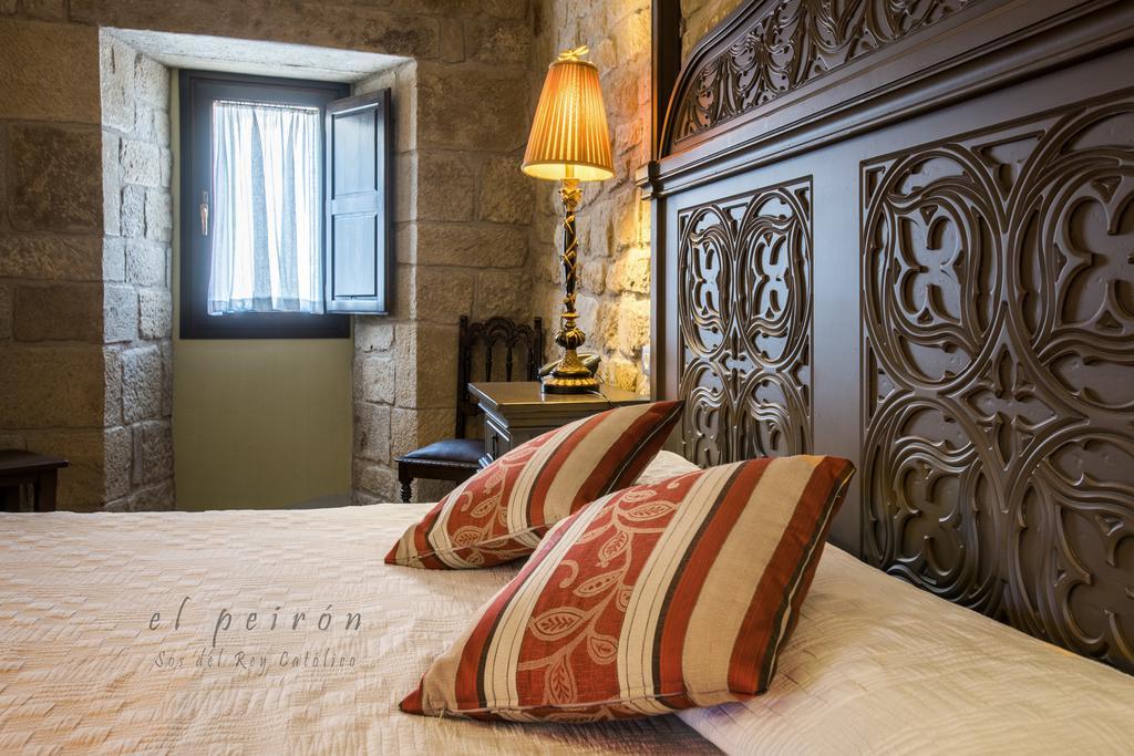 El Peiron Hotel Sos del Rey Católico Екстериор снимка