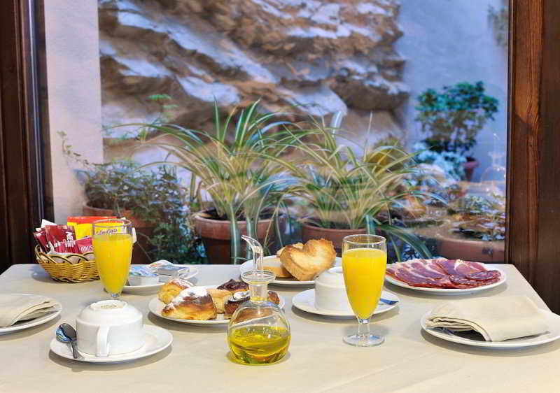 El Peiron Hotel Sos del Rey Católico Екстериор снимка