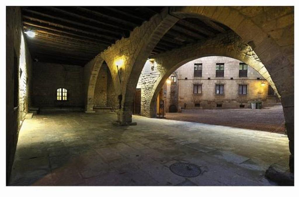 El Peiron Hotel Sos del Rey Católico Екстериор снимка